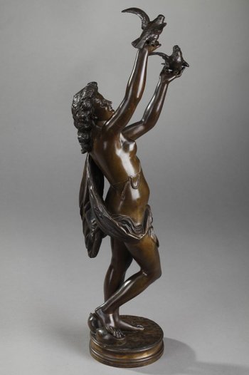 Bronze "Frau mit Tauben" von Charles-Alphonse Gumery