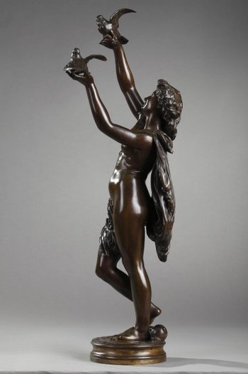 Bronze "Frau mit Tauben" von Charles-Alphonse Gumery