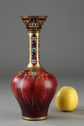 Oriental Decor Opaline Glass Vase