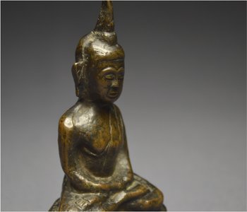 Laos, 18th - 19th century, bronze Buddha in meditation position