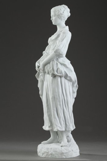 Statuetta in bisquit "Giovane ragazza con brocca rotta", XIX secolo