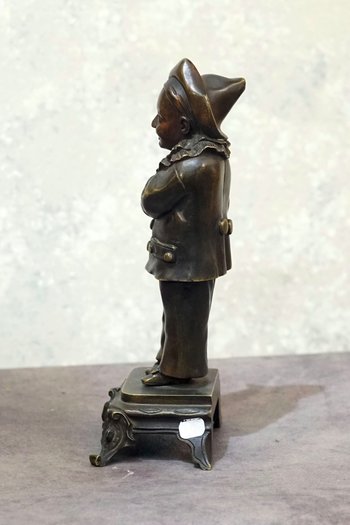 Pierrot in bronze