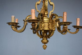             Magnifico lampadario Luigi XIV Napoleone III con teste in bronzo dorato