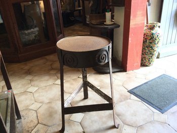 Art deco pedestal table