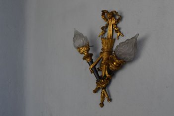             Pair of Bronze Wall Lights Louis XVI style