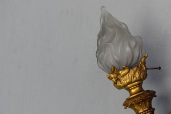             Pair of Bronze Wall Lights Louis XVI style