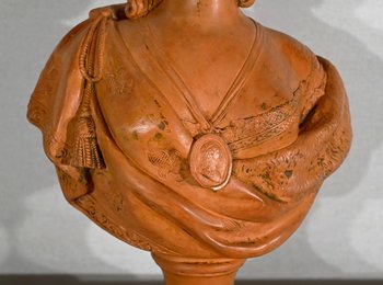 Terracotta bust of Marie-Antoinette, after F. Lecomte - 1920