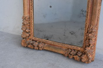 Miroir Louis XIV En Bois Sculpté Et Doré époque XVIIIème            