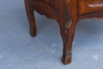             Sauteuse Commode In Walnut Crossbow Shape Eighteenth Time