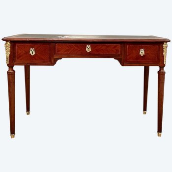 Walnut Desk In The Louis XVI Style 19th Century