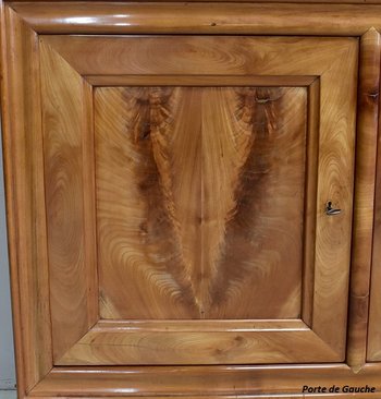 Credenza in ciliegio massiccio, stile Luigi Filippo - Metà del XIX secolo