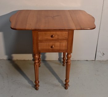 Small living room table with shutters in solid cherry wood, Louis-Philippe period - 19th century