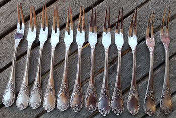 12 silver plated shellfish forks Marly model Christofle silverware