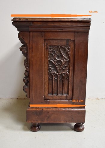 Small Oak Landing Linen Chest, Renaissance style - Late 19th century