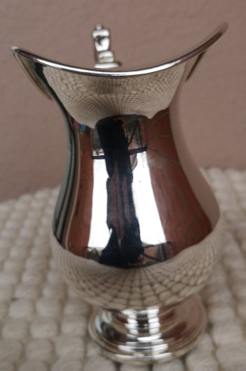 Creamer / milk jug in solid silver (ref D 0097)