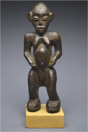 Tanzania, Zigwa people, Mid 20th century, Ancient anthropomorphic statuette with shiny patina