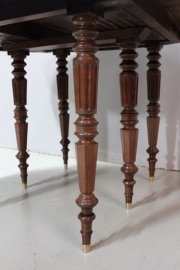 Oval table in solid mahogany, Louis-Philippe period - Middle 19th century