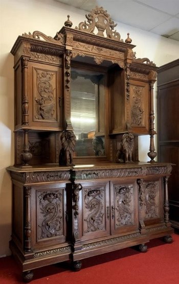 Renaissance style hunting lodge furniture in solid walnut