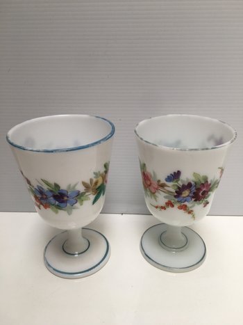 Pair of opaline glasses from SAINT LOUIS