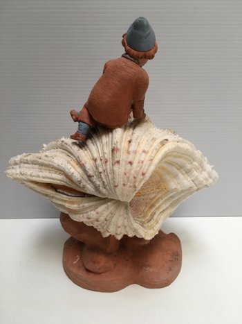 Bomboniera in terracotta e conchiglia “acqua santa”