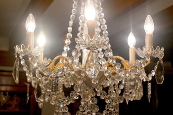 Lustre en Cristal et Bronze, style louis XV, époque Napoléon III – Milieu XIXe