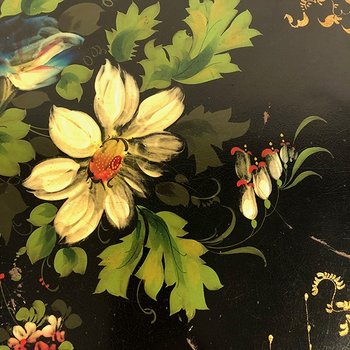 Black lacquered sheet metal tray with flower decoration