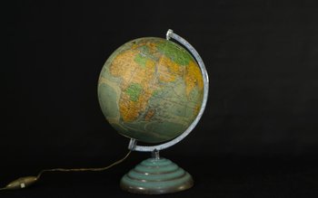 Luminous globe Glass and paper Circa 1950