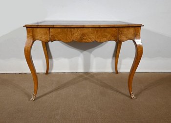 Walnut table and desk, Louis XV style - Mid 19th century