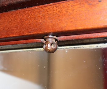 Small solid mahogany and veneered display case, Louis XVI style - Late 19th century