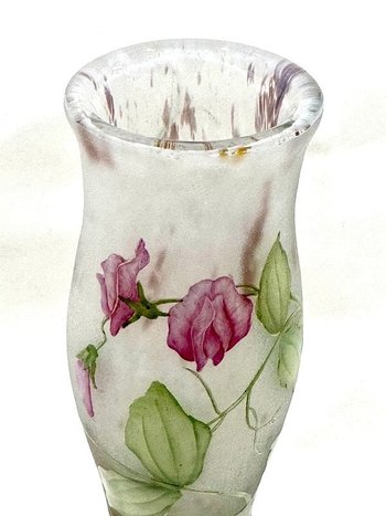 Vase Daum Art Nouveau "Aux Pois De Senteur"