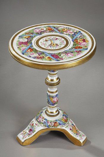 Porcelain Pedestal Table