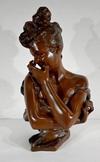 Bronzo "Giovane donna birichina" di G. Van Der Straeten, Art Nouveau - Fine XIX secolo