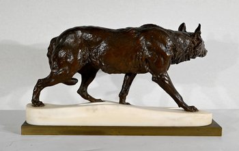 Bedeutende Bronze „Wolf walking in the snow“ von C. Valton – Ende des 19. Jahrhunderts