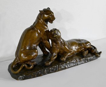 Bedeutende Bronze "Löwinnenpaar", von L. Riché - Anfang des 20. Jahrhunderts