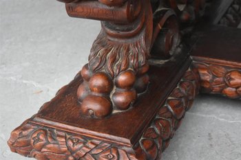 Renaissance Style Table In Carved Oak With Busts Of Women