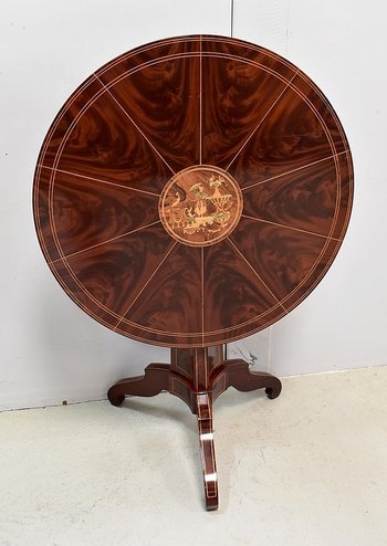 Pedestal table in mahogany burl veneer and marquetry, Charles X period - Early 19th century