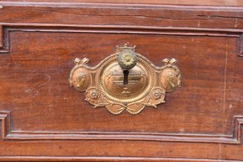 Curved Walnut Commode Eighteenth Time With 3 Snail Feet Drawers