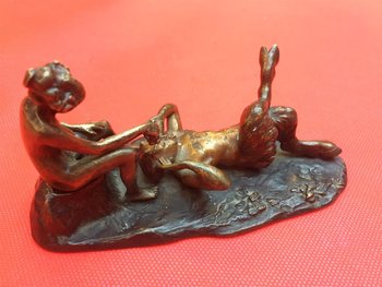 Curiosa En Bronze Patine Médaille Au Faune Et à La Jeune Femme