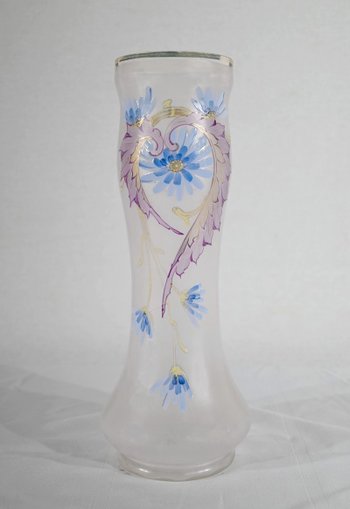 Fine Glass Vase - 1920