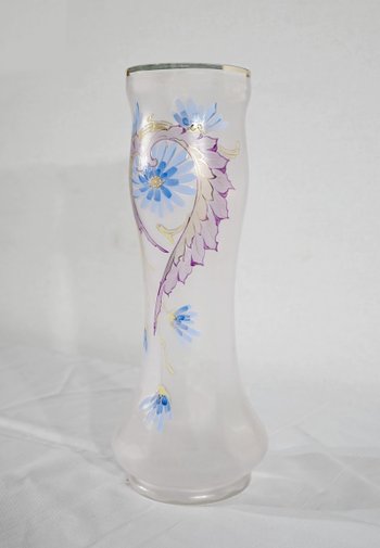 Fine Glass Vase - 1920