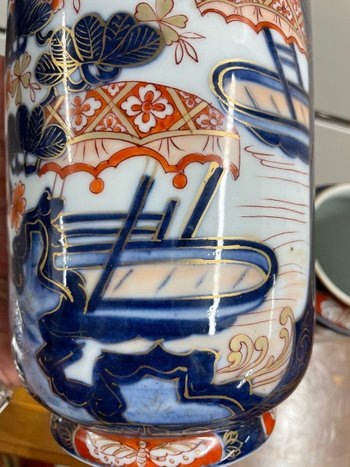 Paire De Vases En Porcelaine De Bayeux Décor Imari époque fin 19ème