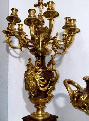 Very Important Garniture in Griotte marble, chased bronze and gold, Napoleon III period