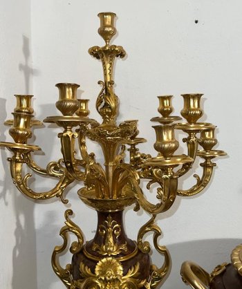 Very Important Garniture in Griotte marble, chased bronze and gold, Napoleon III period