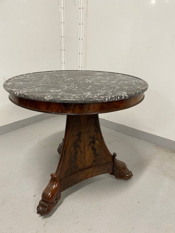 Restoration period pedestal table Mahogany Pied Griffe