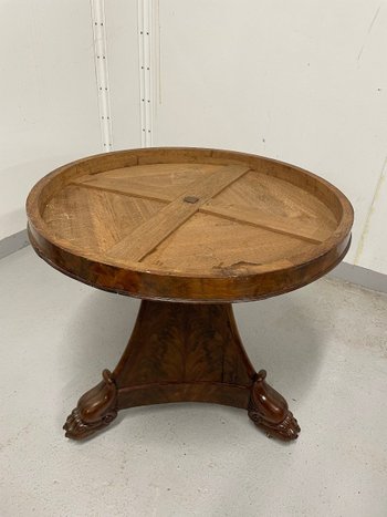 Restoration period pedestal table Mahogany Pied Griffe