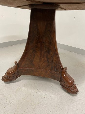 Restoration period pedestal table Mahogany Pied Griffe