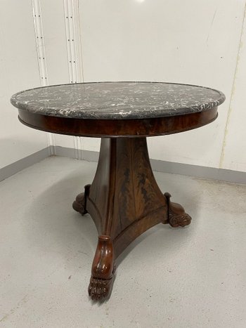 Restoration period pedestal table Mahogany Pied Griffe