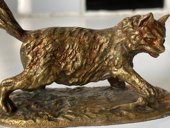 Small bronze Cat Fratin