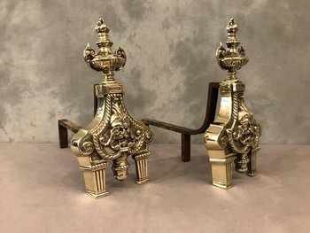 Coppia di antichi candelabri in bronzo del XIX secolo in stile Luigi XVI