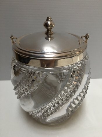 Biscottiera BACCARAT intorno al 1900